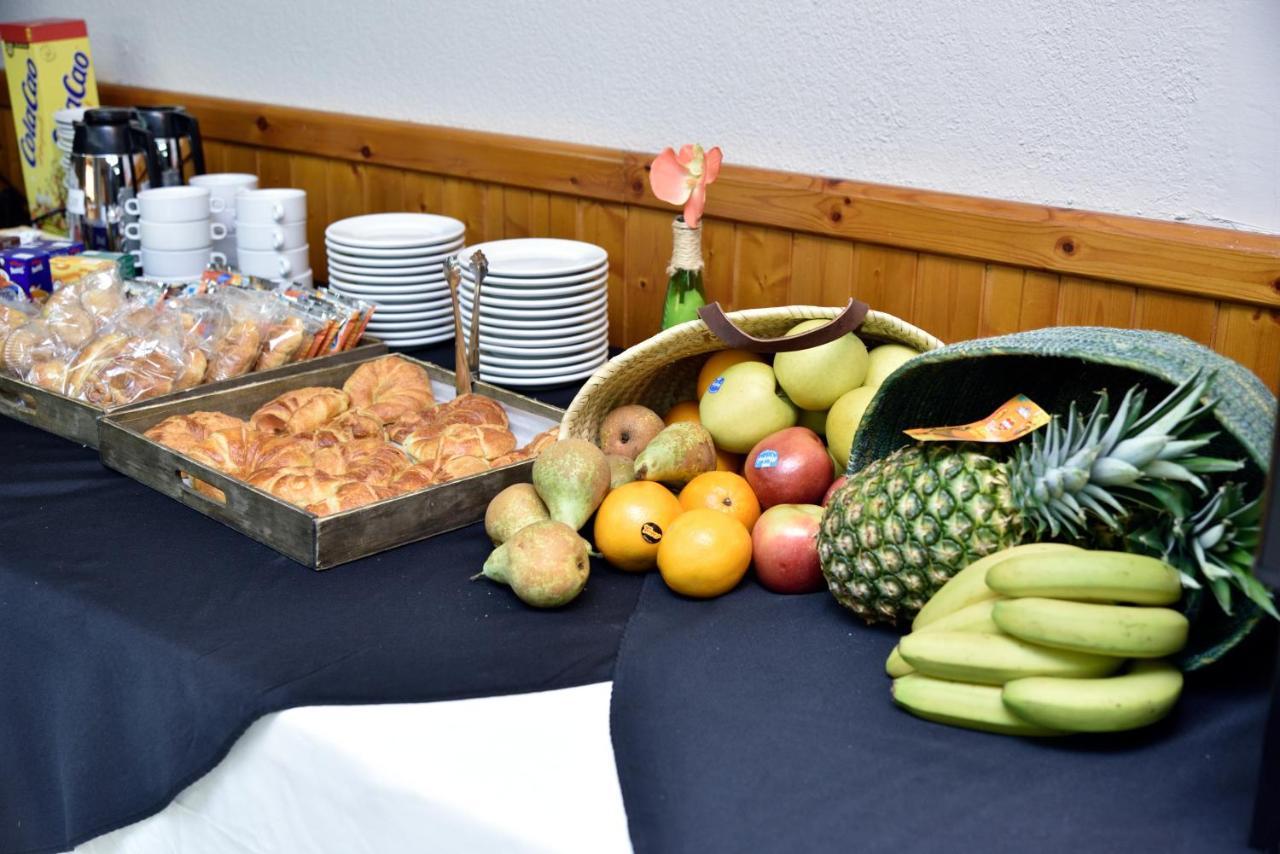 Hotel Sierra De Arcos Andorra Eksteriør billede