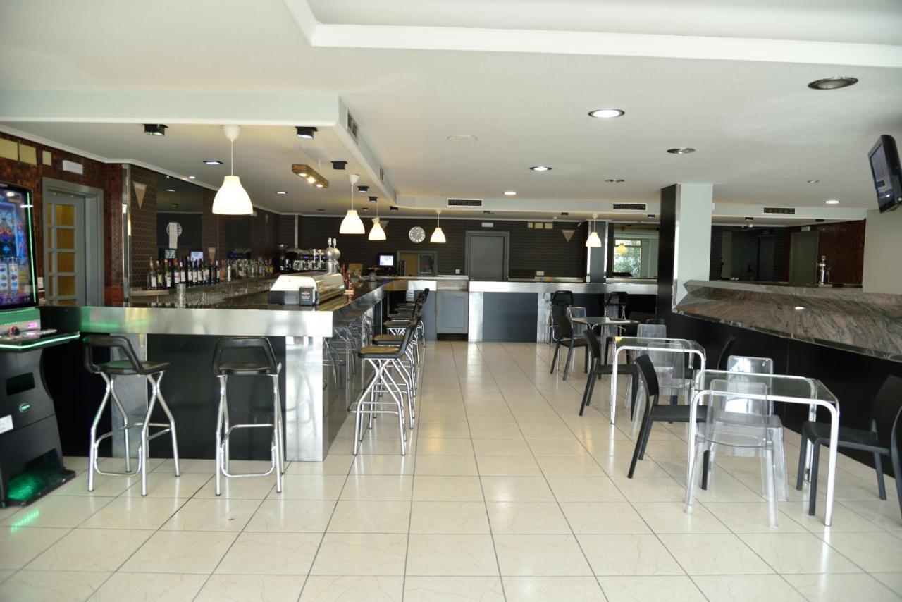 Hotel Sierra De Arcos Andorra Eksteriør billede