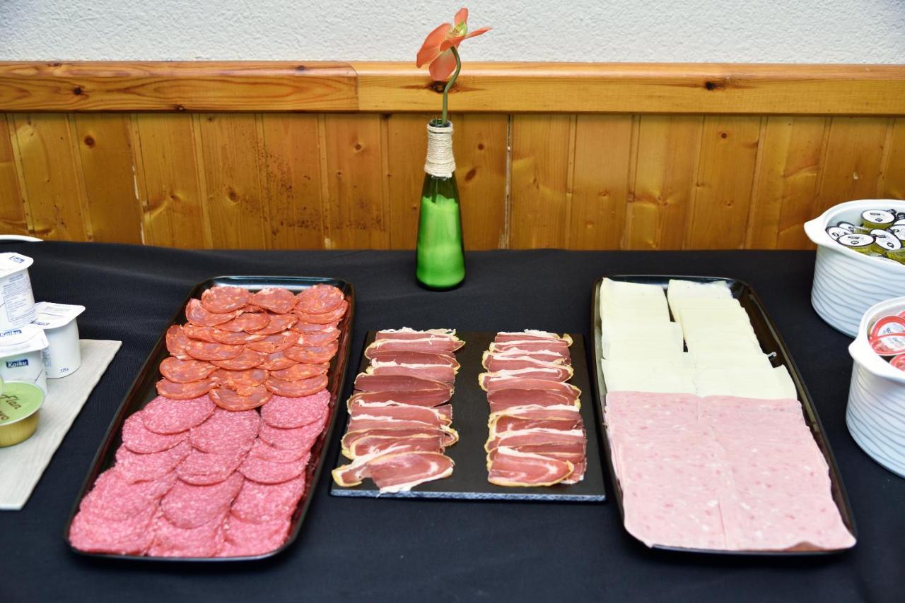 Hotel Sierra De Arcos Andorra Eksteriør billede