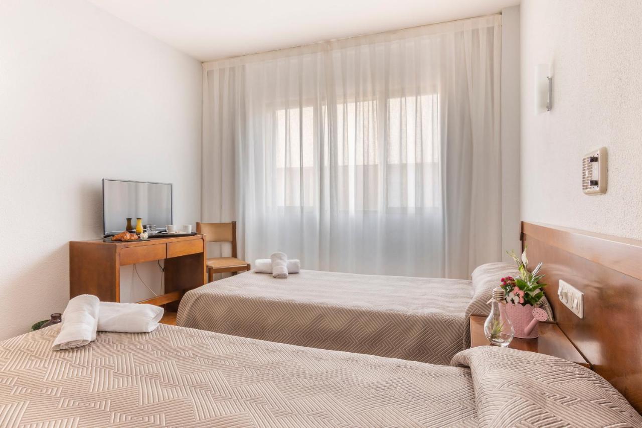 Hotel Sierra De Arcos Andorra Eksteriør billede