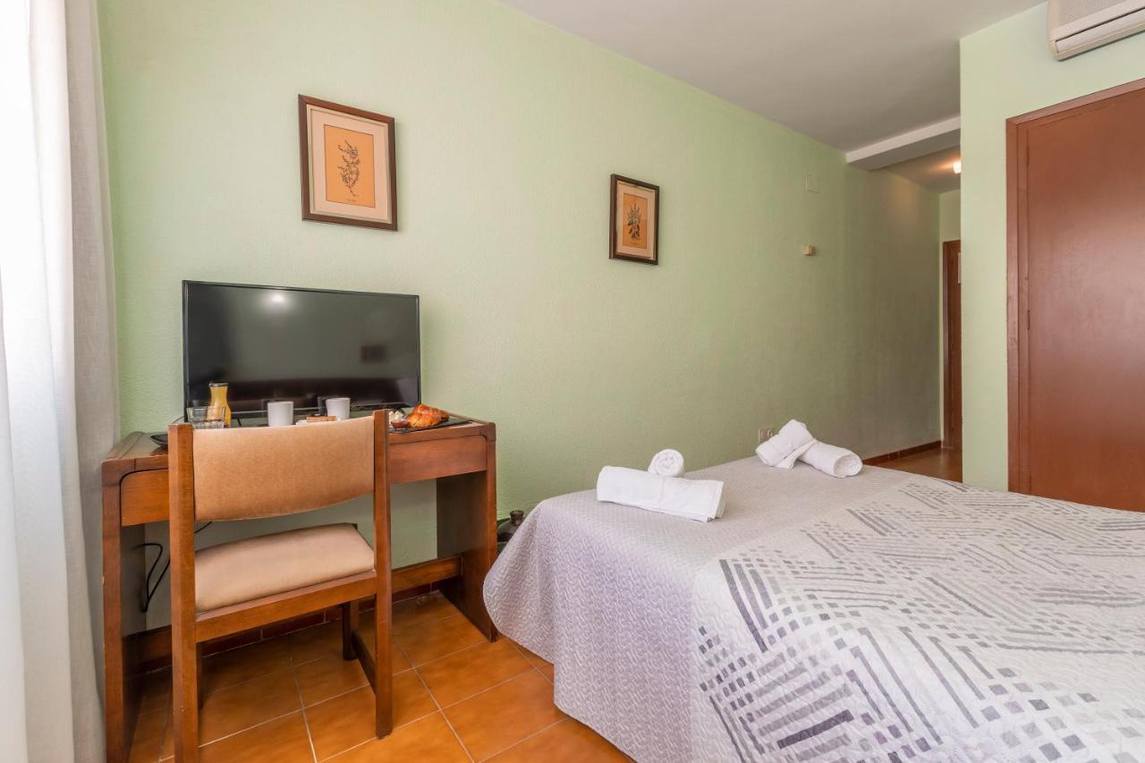 Hotel Sierra De Arcos Andorra Eksteriør billede